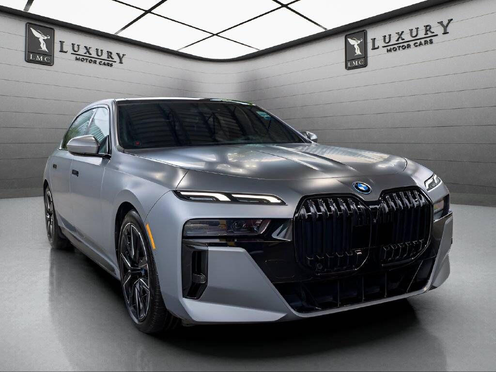 2023 BMW i7