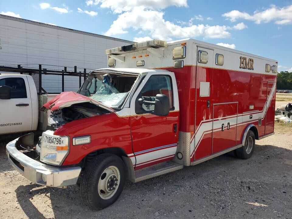 2015 FORD E-450