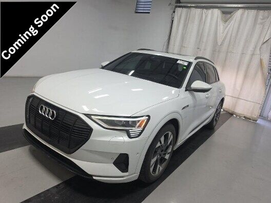 2021 AUDI e-tron