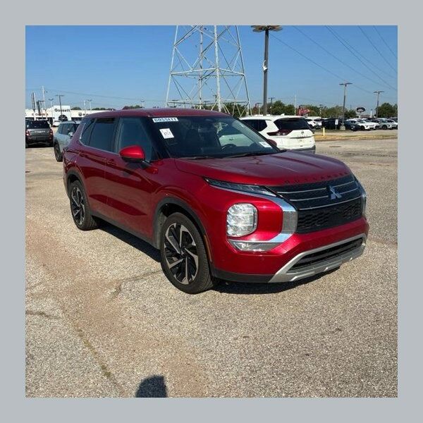 2024 MITSUBISHI Outlander