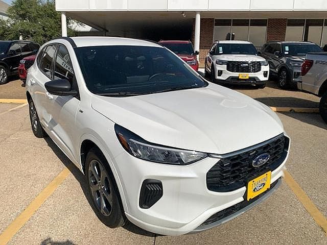 2024 FORD Escape