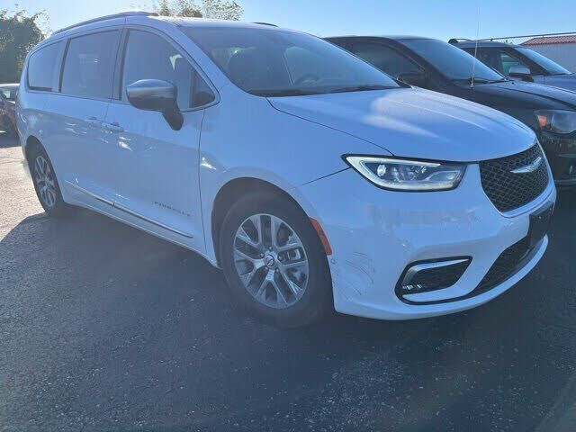 2025 CHRYSLER Pacifica