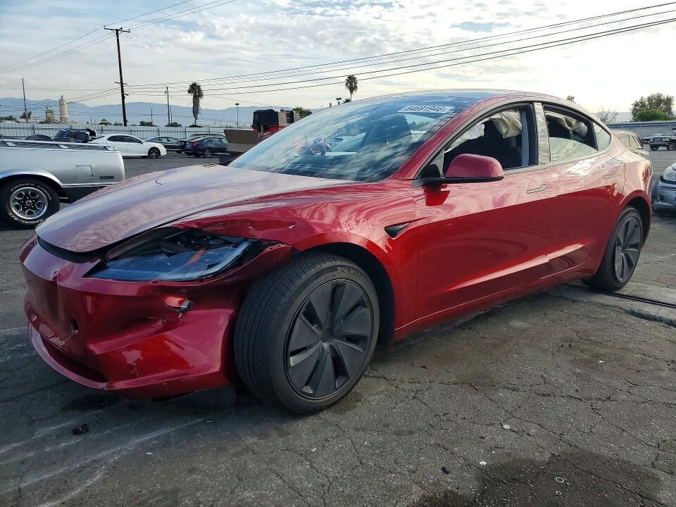 2024 TESLA Model 3