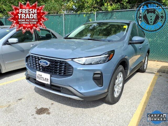 2024 FORD Escape