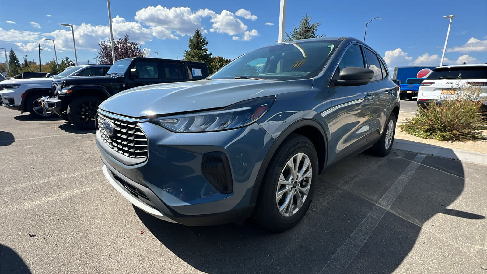 2023 FORD Escape