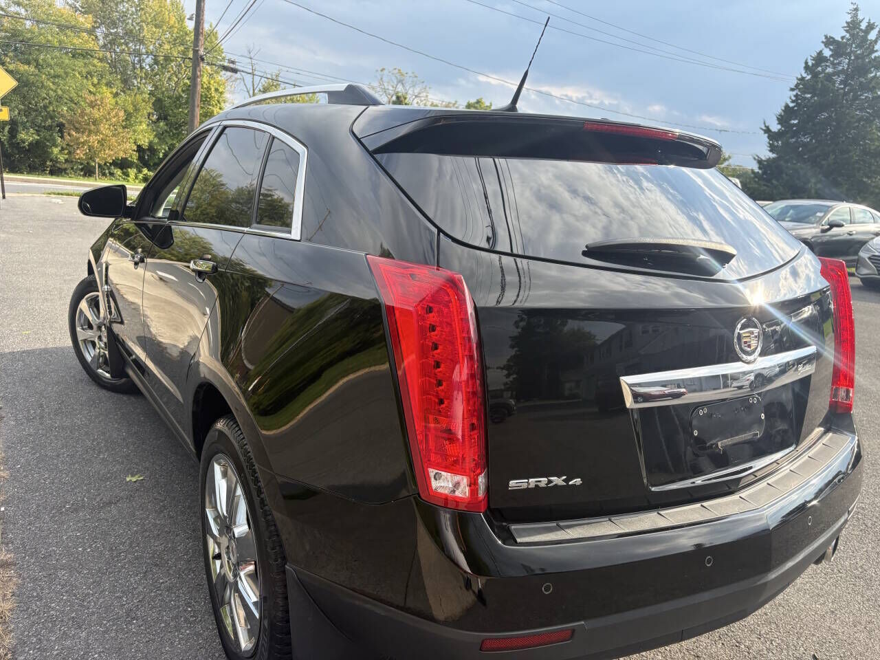 2011 CADILLAC SRX