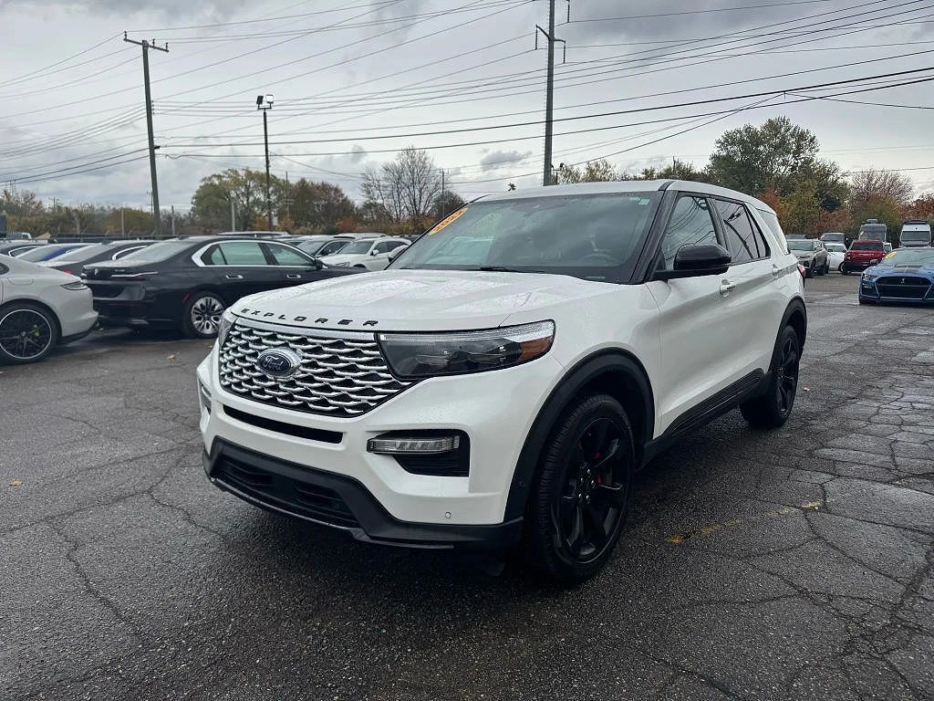 2022 FORD Explorer