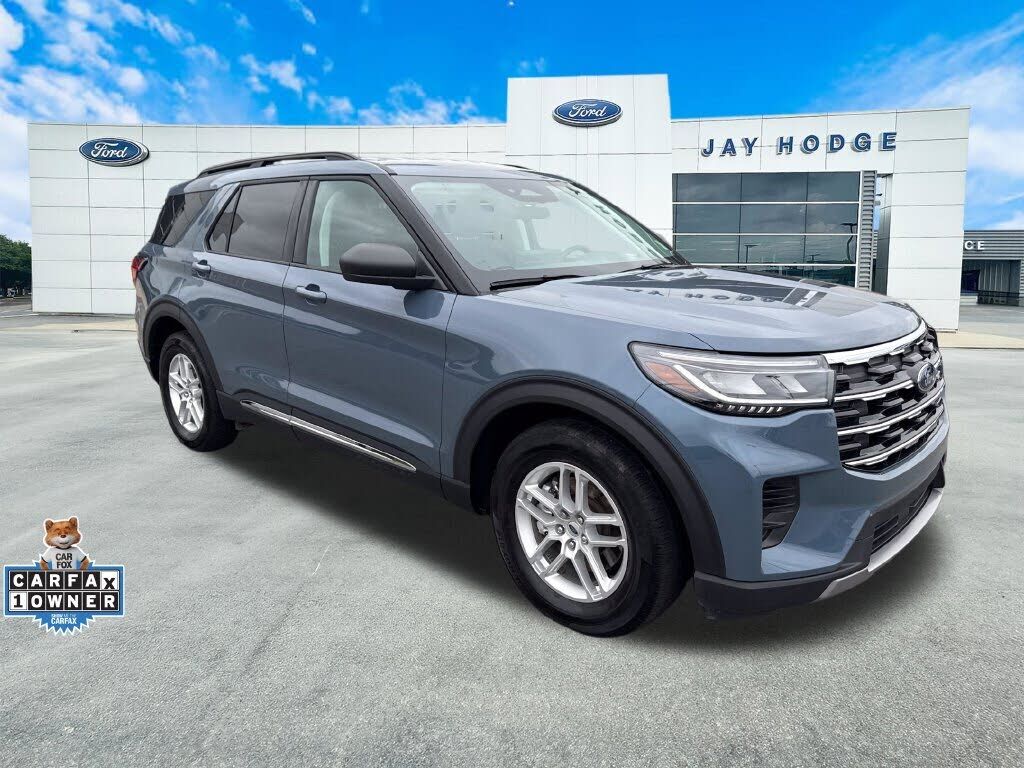 2025 FORD Explorer