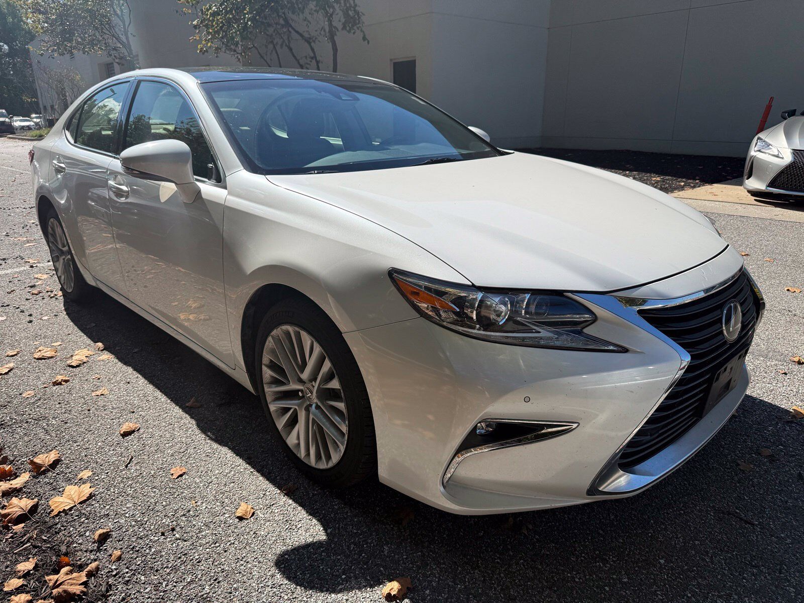 2016 LEXUS ES