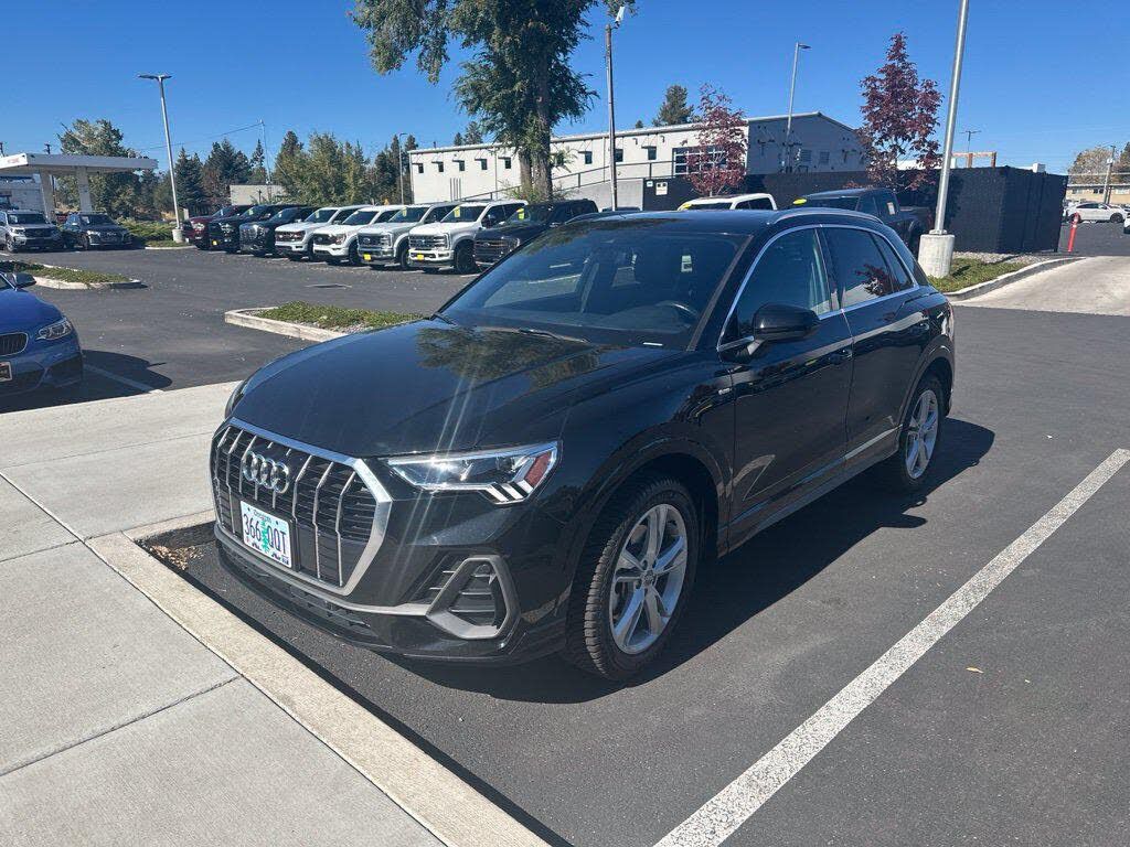 2019 AUDI Q3
