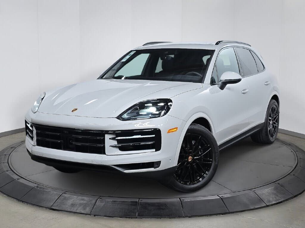2026 PORSCHE Cayenne