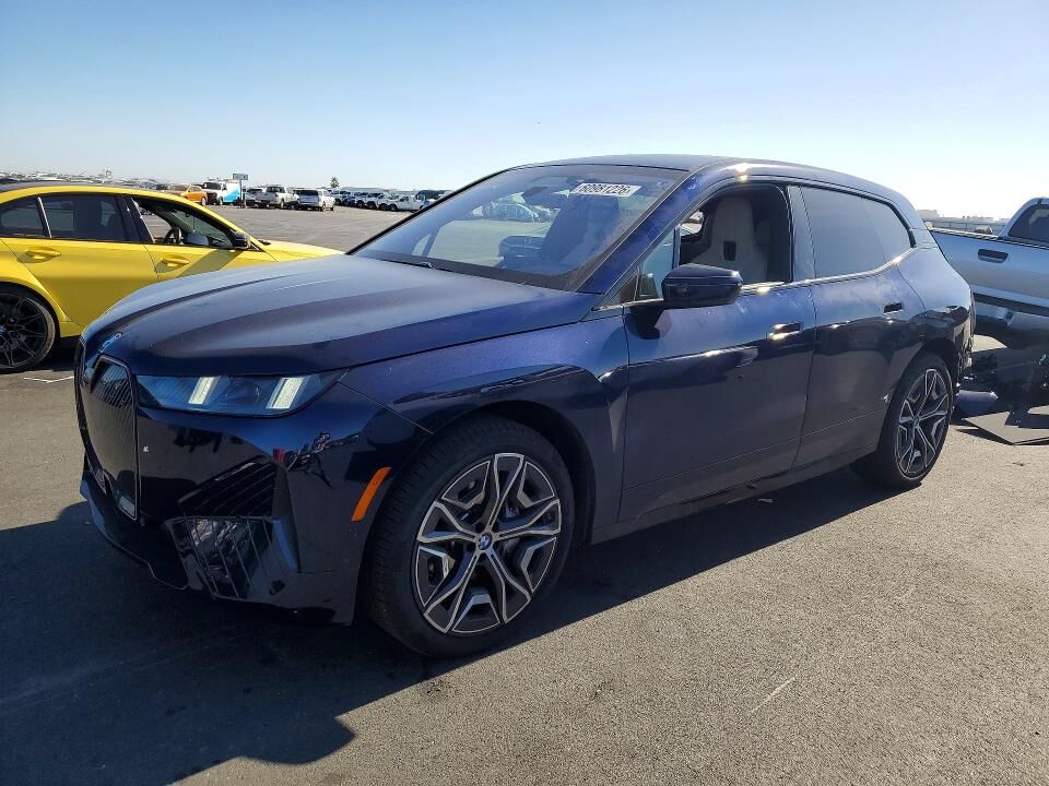 2026 BMW ix