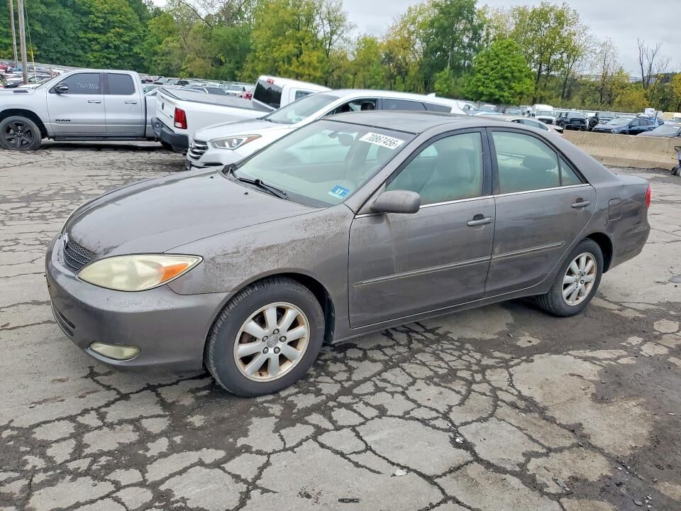 2003 TOYOTA Camry