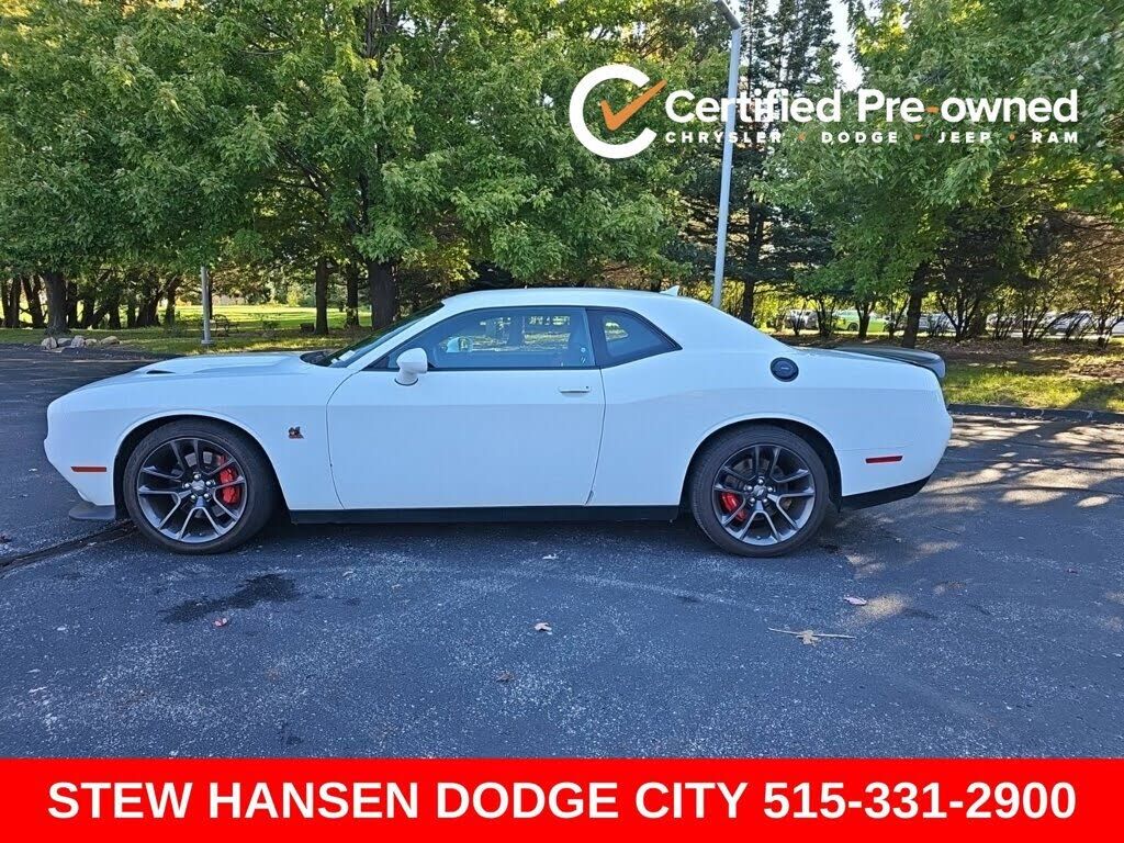 2021 DODGE Challenger