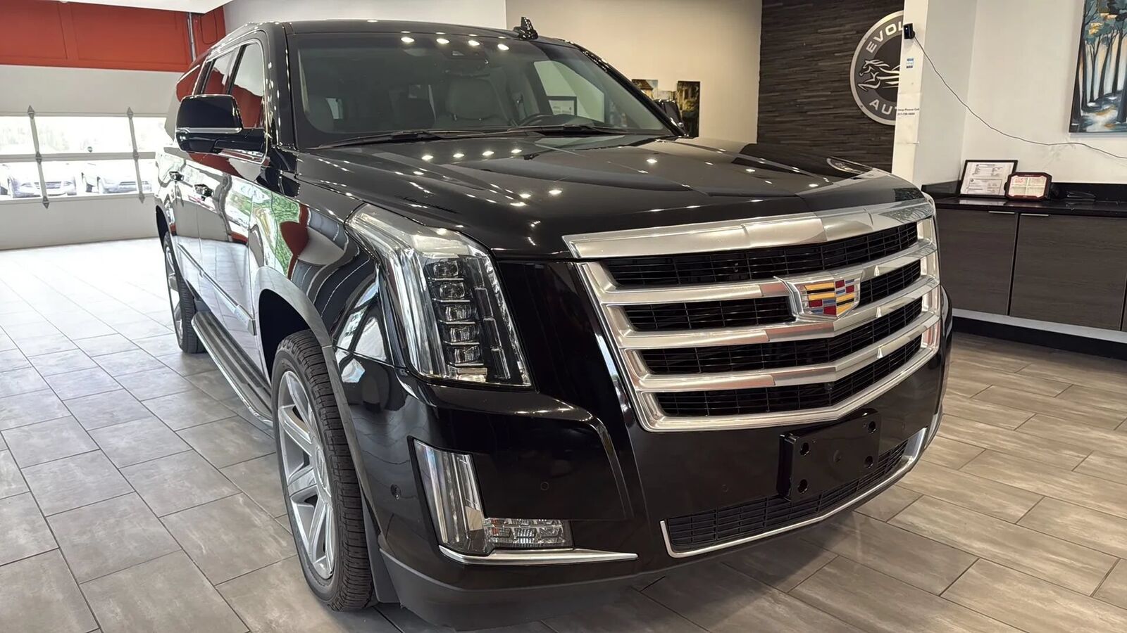 2018 CADILLAC Escalade ESV