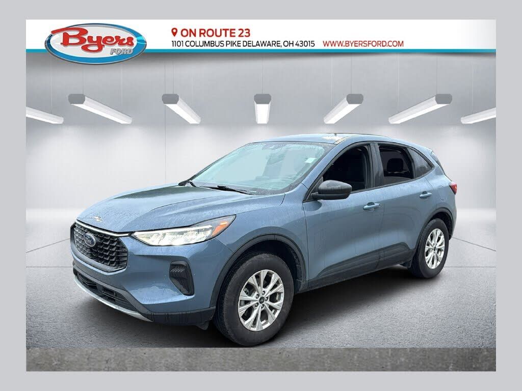 2025 FORD Escape