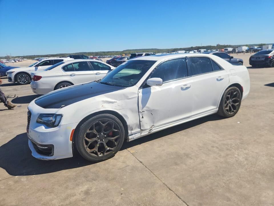 2018 CHRYSLER 300