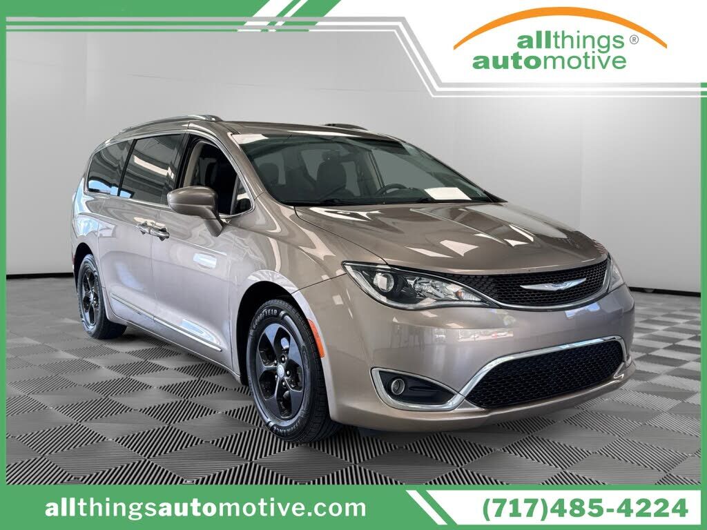 2017 CHRYSLER Pacifica