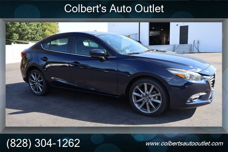 2018 MAZDA Mazda3