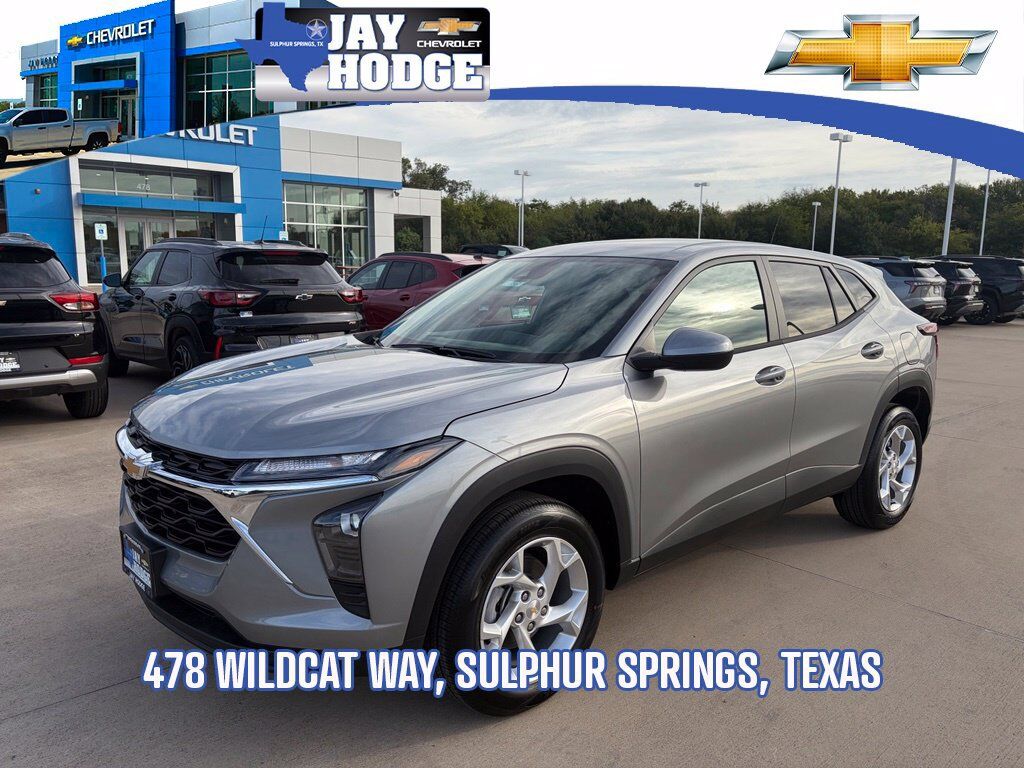 2026 CHEVROLET Trax
