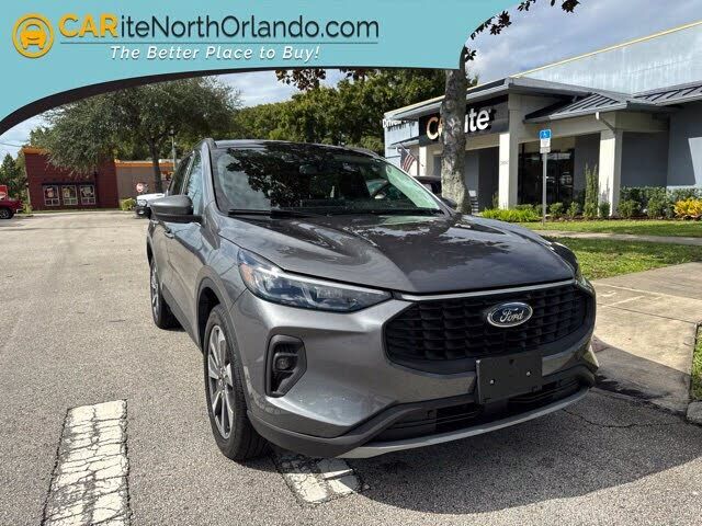2025 FORD Escape