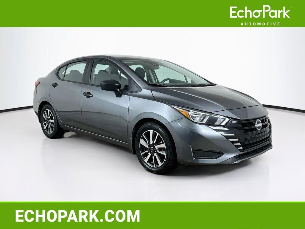 2024 NISSAN Versa