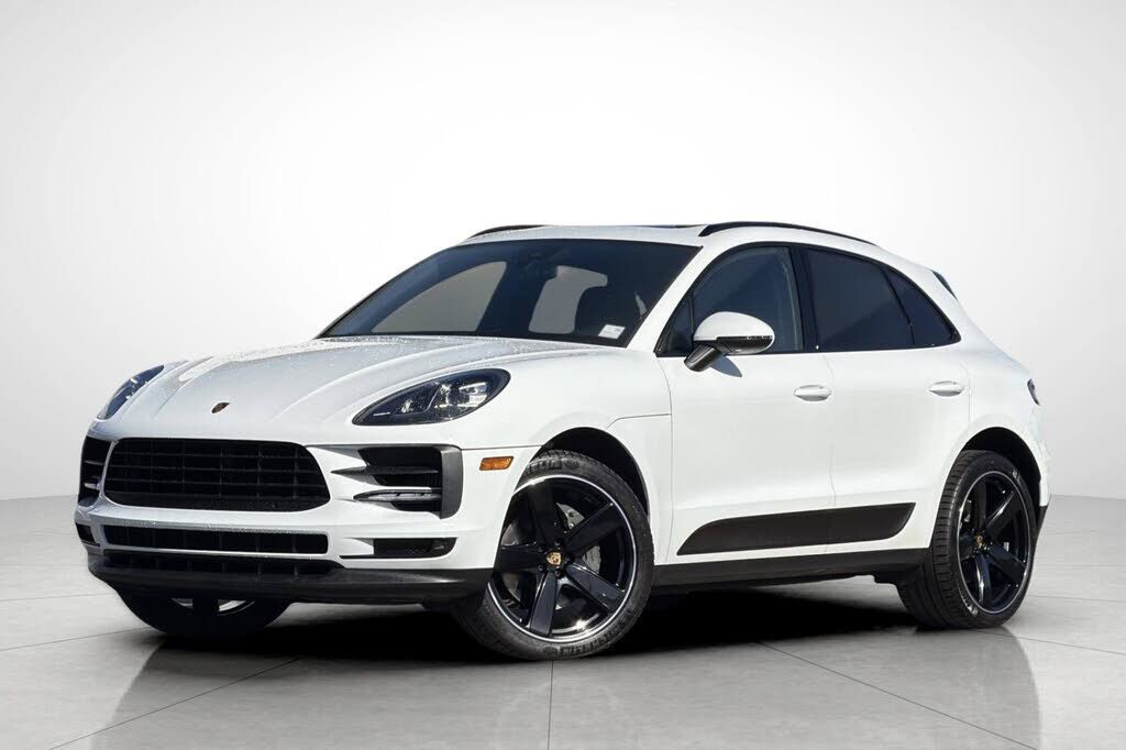 2020 PORSCHE Macan
