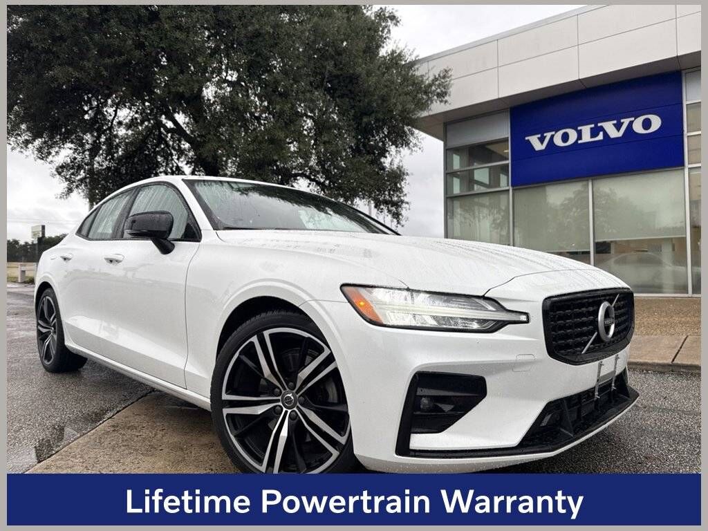 2021 VOLVO S60