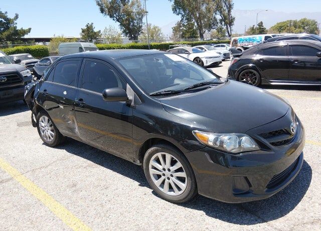 2011 TOYOTA Corolla