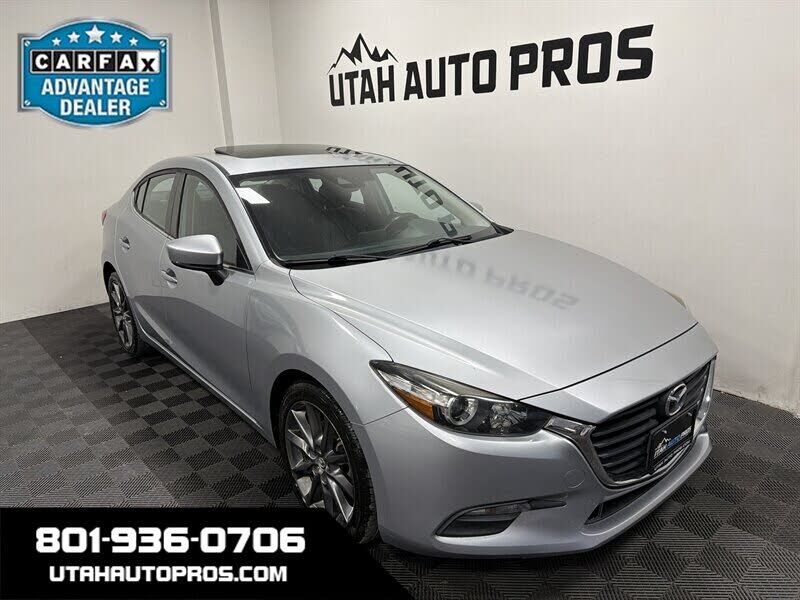 2018 MAZDA Mazda3