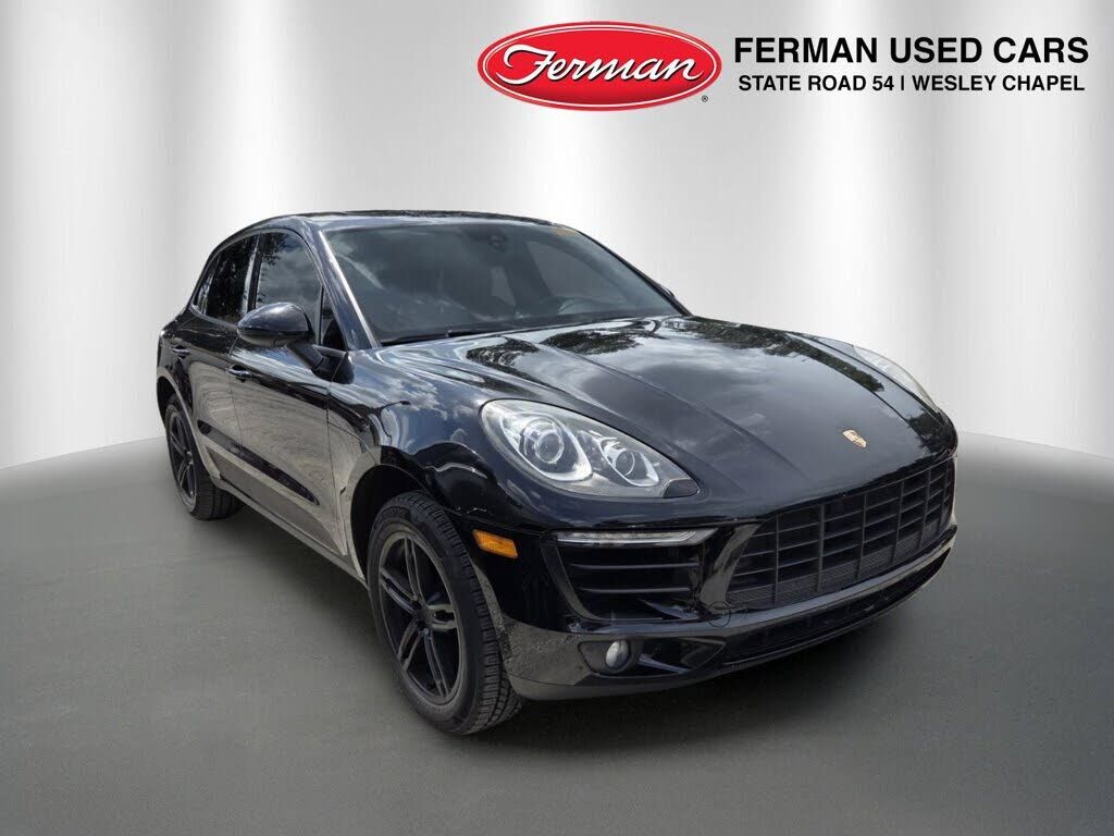 2018 PORSCHE Macan