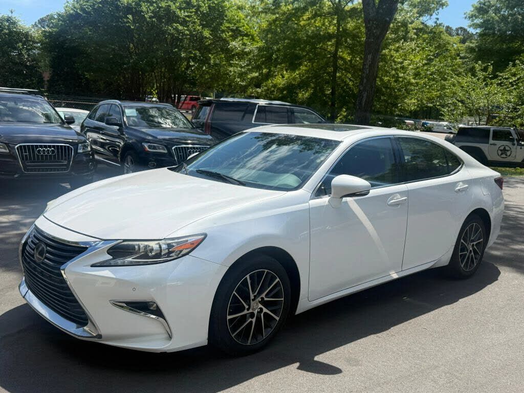 2016 LEXUS ES
