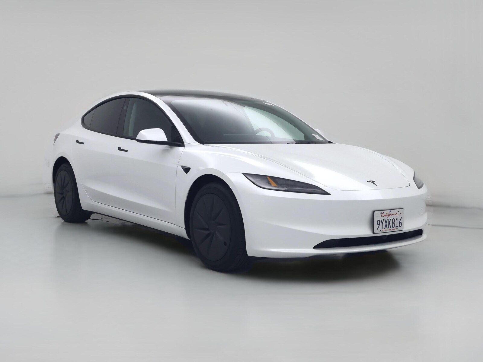 2026 TESLA Model 3