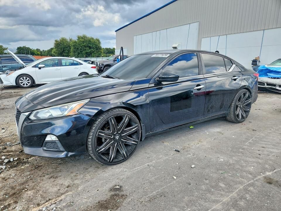 2020 NISSAN Altima