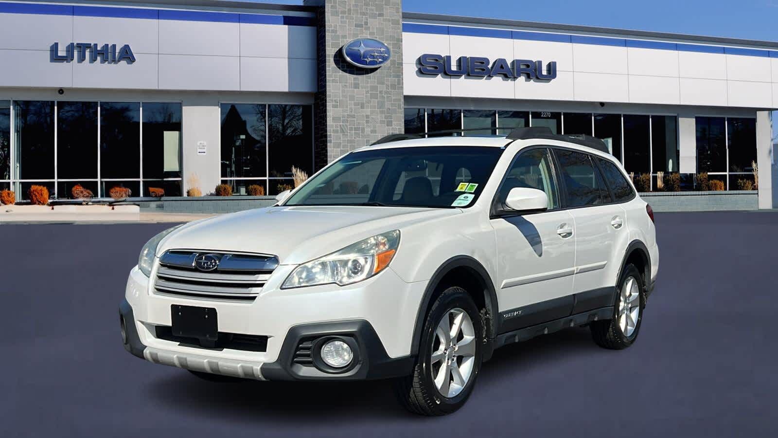 2014 SUBARU Outback