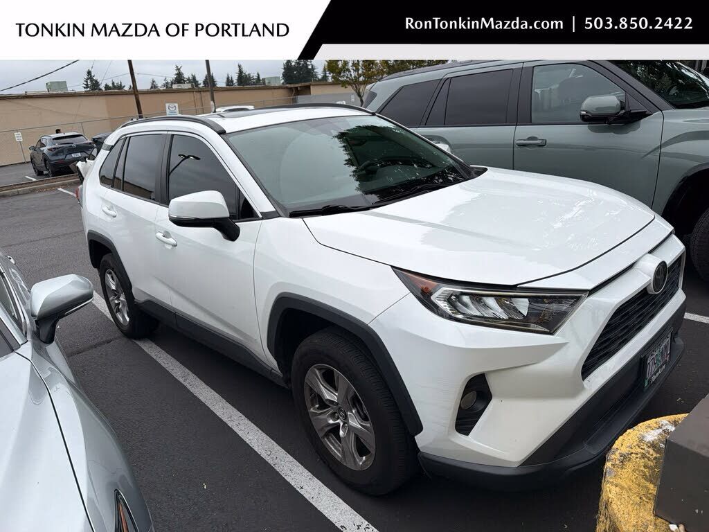 2019 TOYOTA RAV4