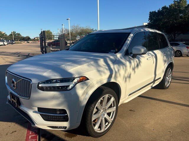 2018 VOLVO XC90