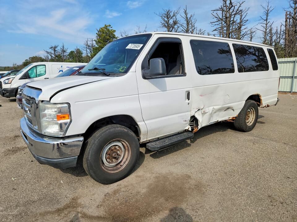 2011 FORD E-350