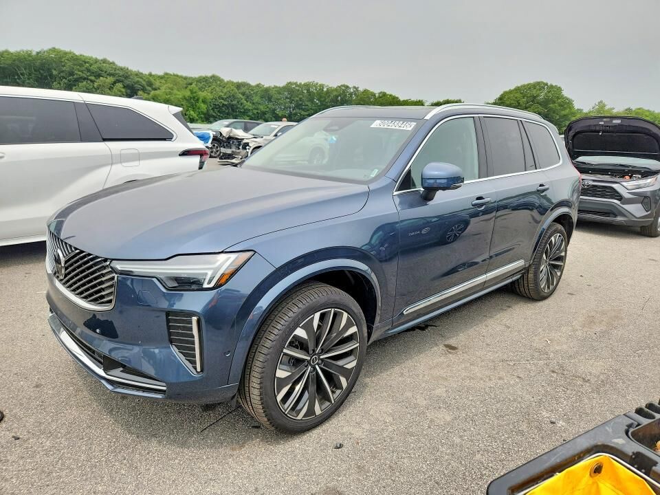 2026 VOLVO XC90