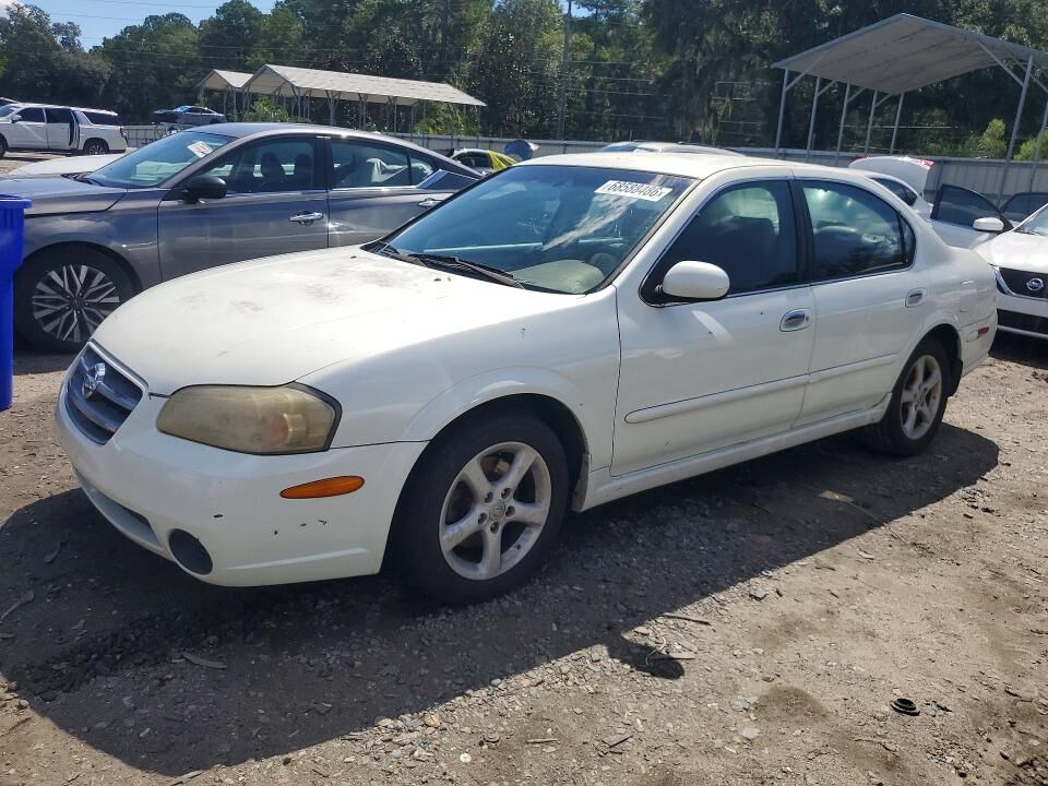 2002 NISSAN Maxima