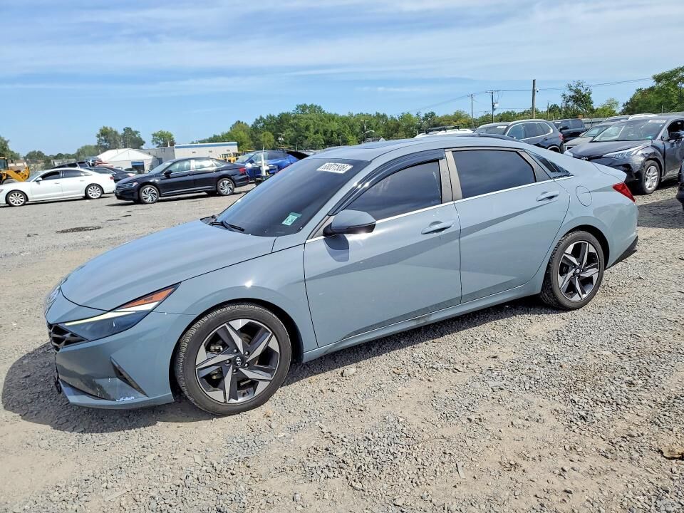 2021 HYUNDAI Elantra