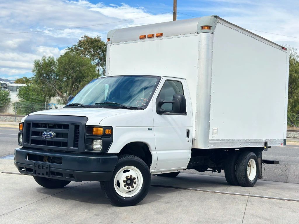 2016 FORD E-350