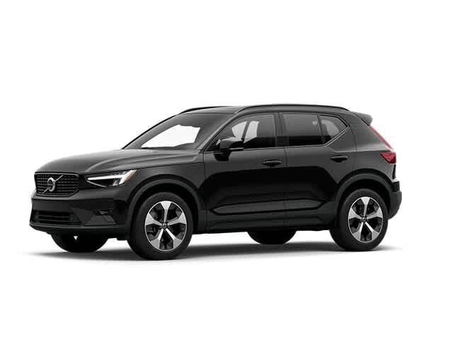 2023 VOLVO XC40
