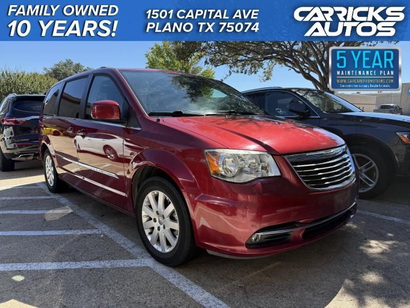 2016 CHRYSLER Town and Country