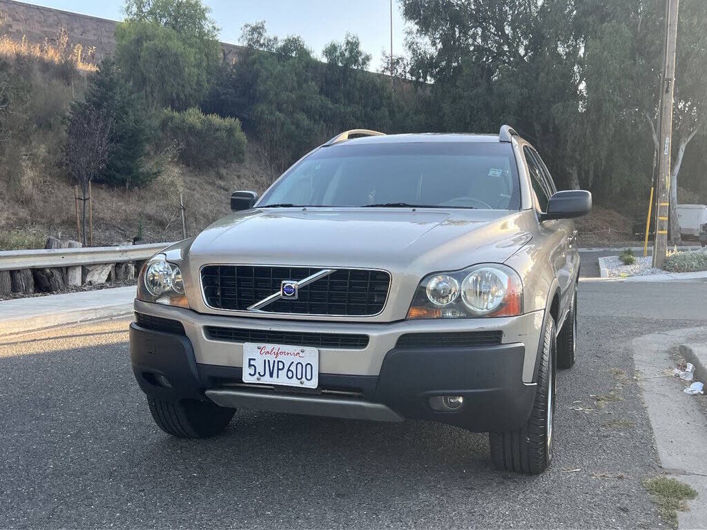 2004 VOLVO XC90
