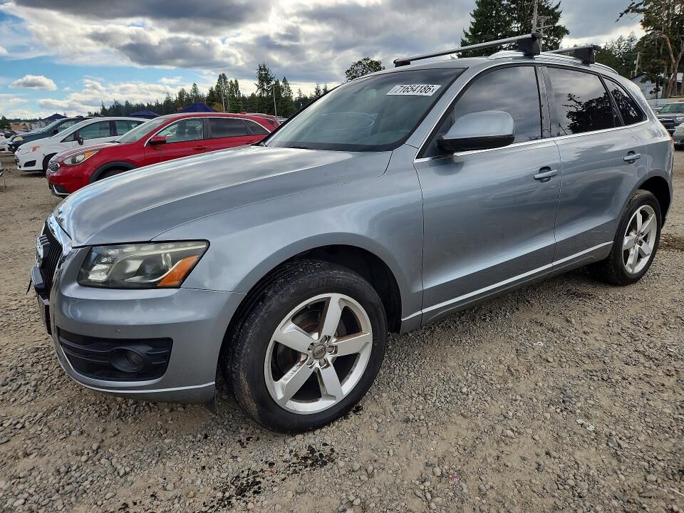 2010 AUDI Q5