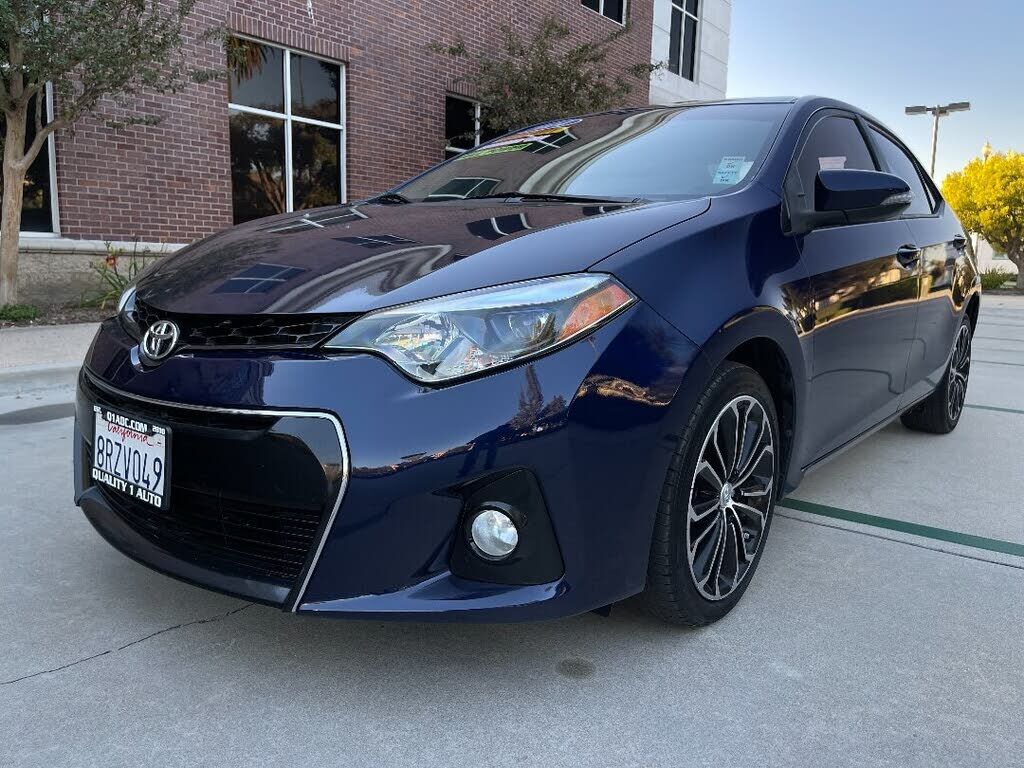 2014 TOYOTA Corolla