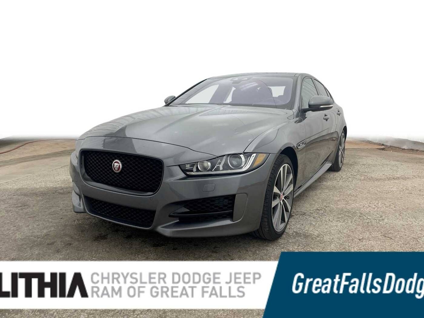 2019 JAGUAR XE