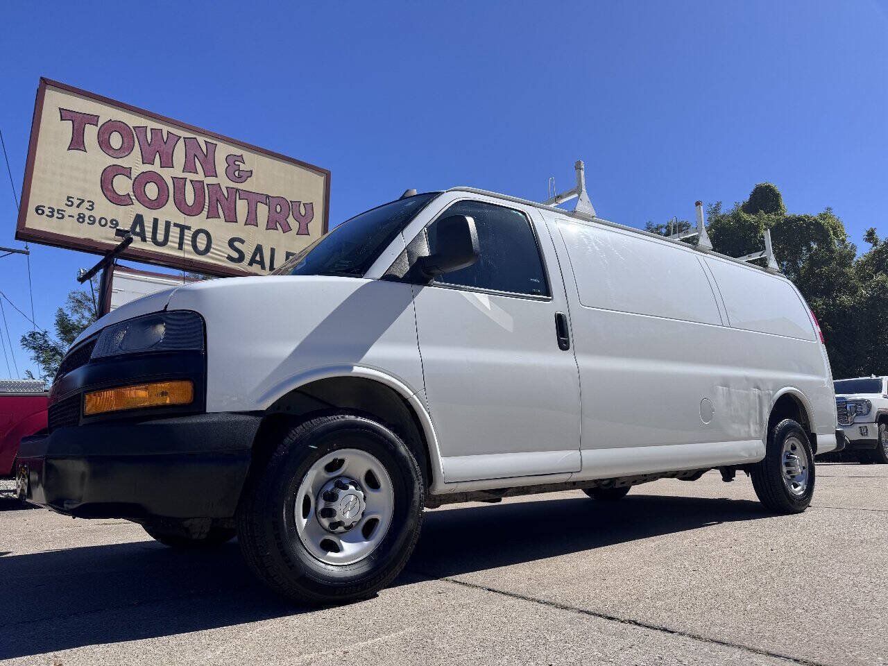 2018 CHEVROLET Express