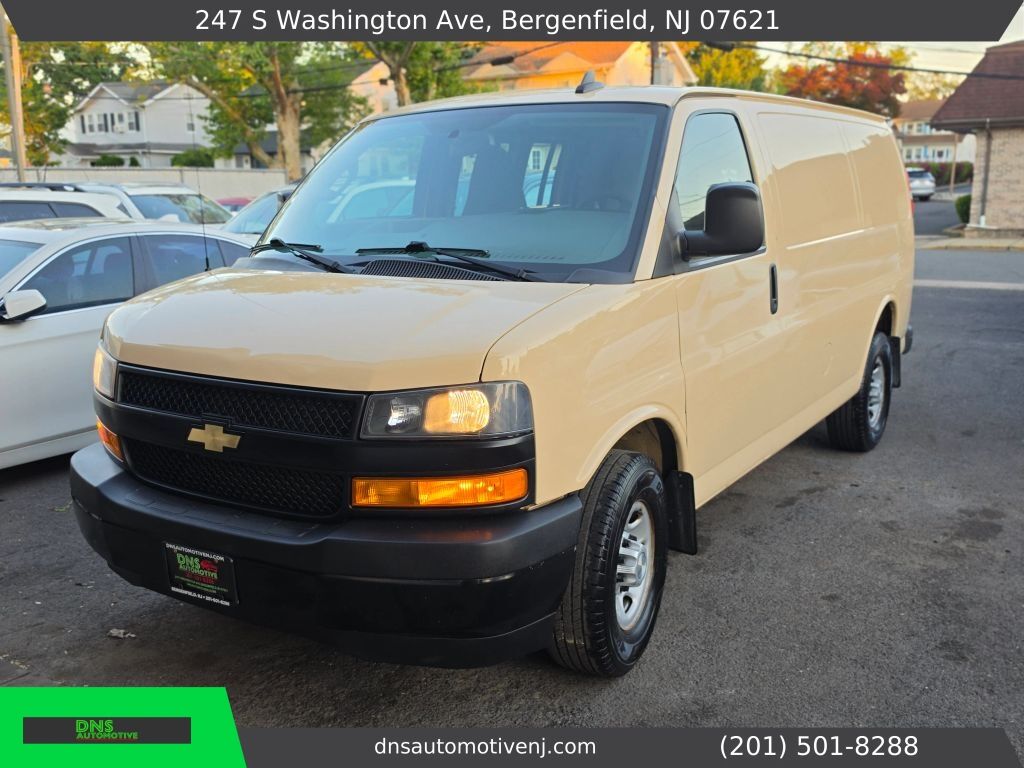 2019 CHEVROLET Express